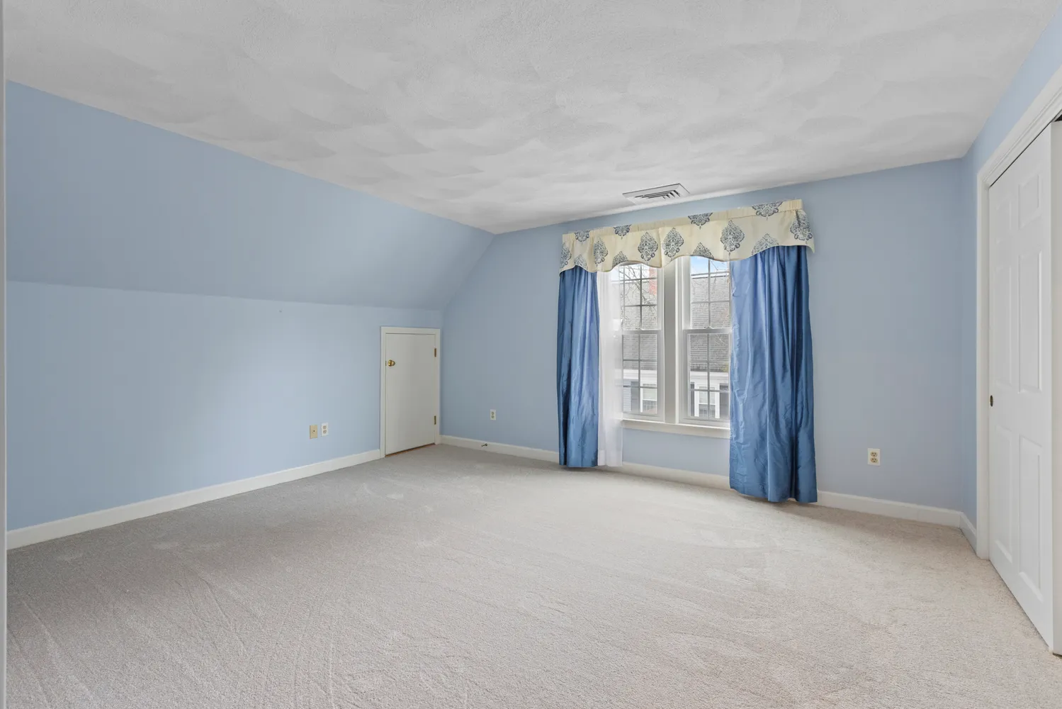 Contact Agent | 26 Mitchell Grant Way, Bedford, MA 01730