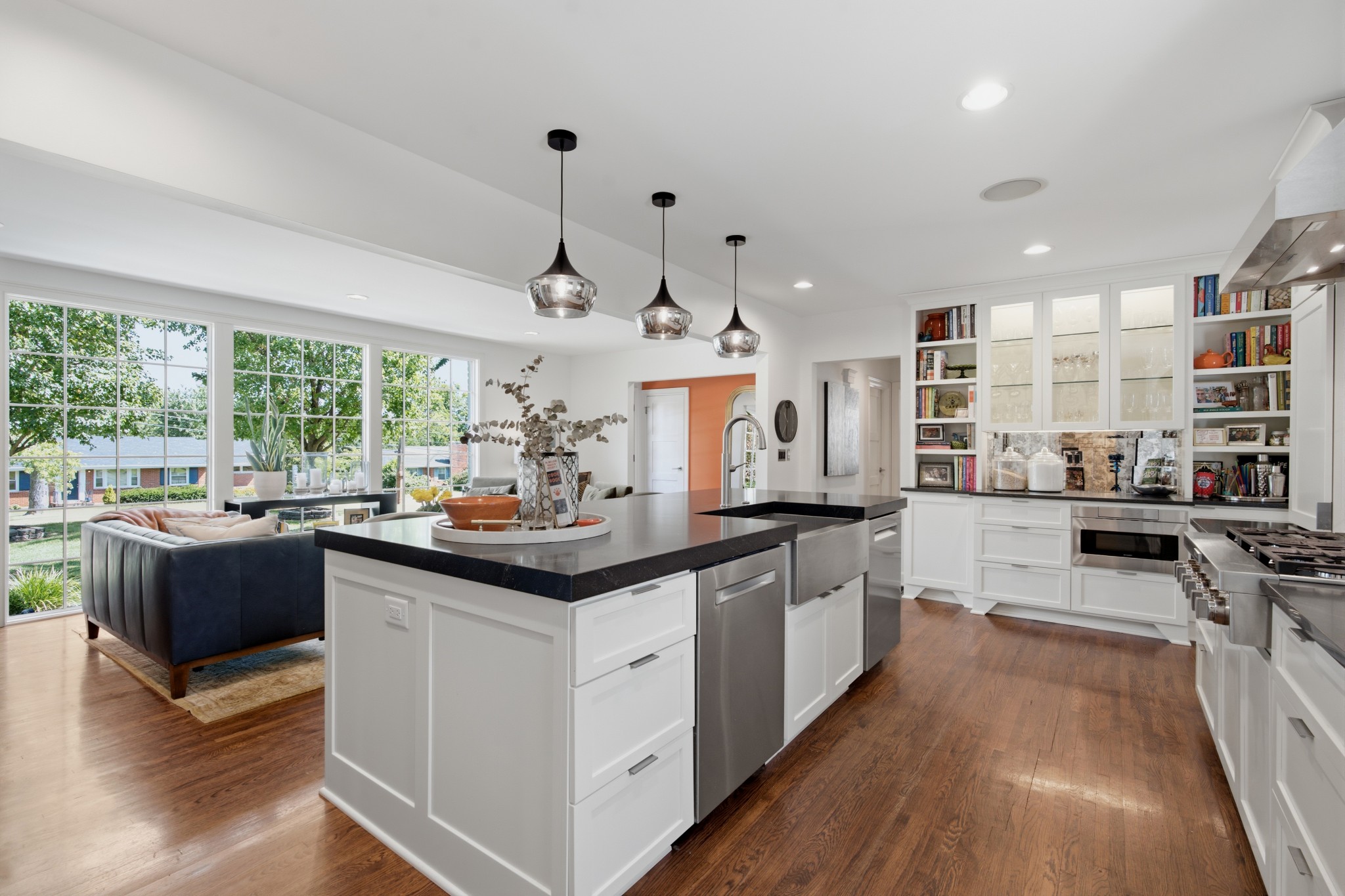 519 Hogan Road Nashville, TN 37220 - Photo 2 of 39 Gallery Image 2