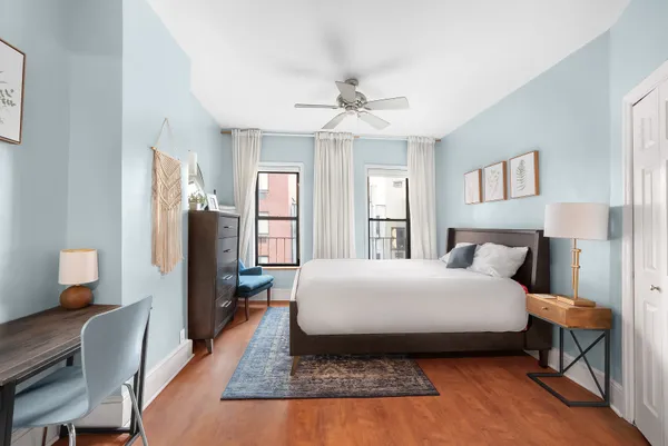$385,000 | 522 West 50th Street, Unit E3 | Hell's Kitchen
