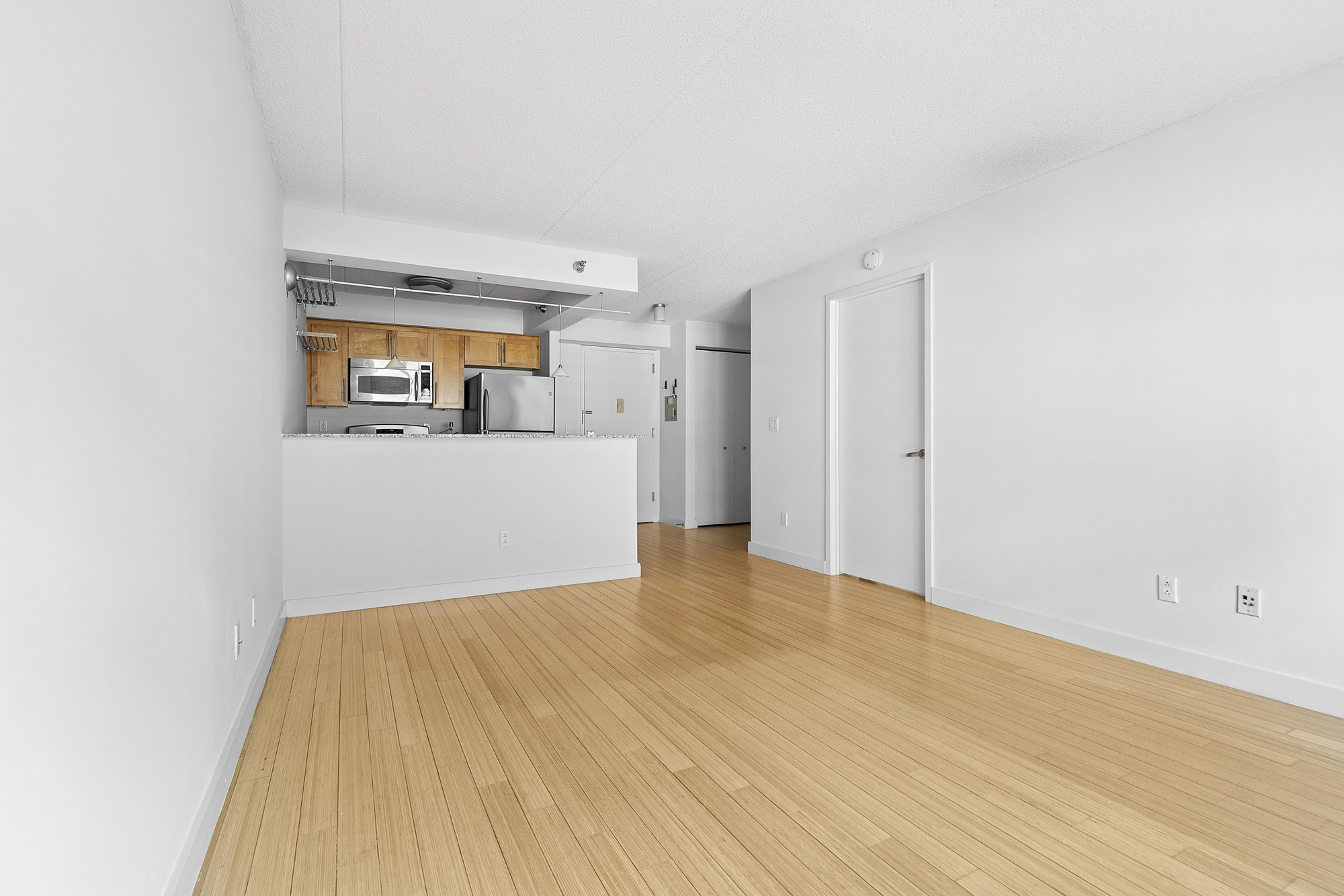 516 West 47th Street, Unit S3E Manhattan, NY 10036 - Photo 3 of 14