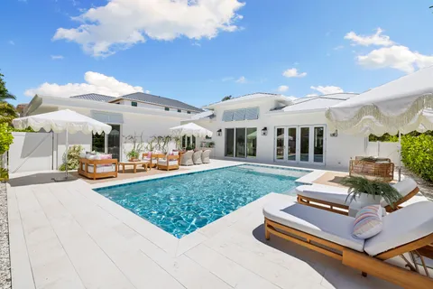 $5,900,000 | 757 Broad Court South, Naples, FL 34102