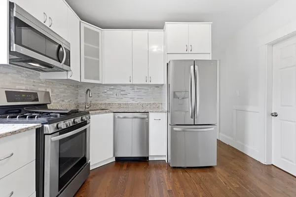 $620,000 | 20 Connecticut Avenue, Unit 2, Somerville, MA 02145