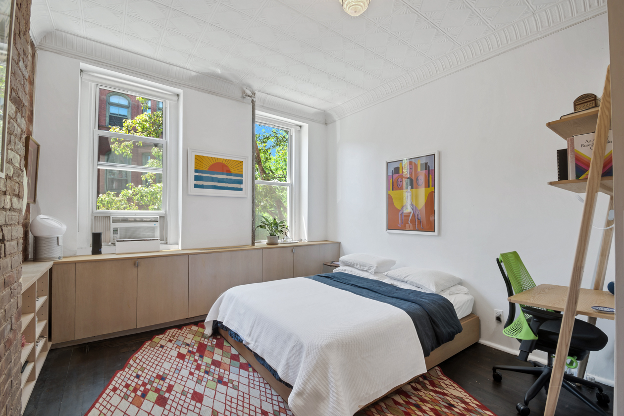 625 East 6th Street, Unit 2 Manhattan, NY 10009 - Photo 2 of 18