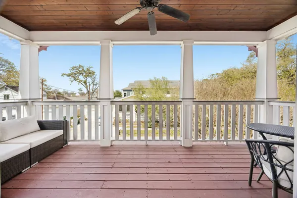 Contact Agent | 611 Cordell Street, Houston, TX 77009