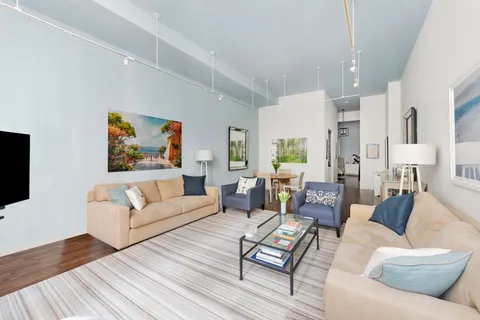 $1,499,000 | 252 7th Avenue, Unit 3M | Chelsea