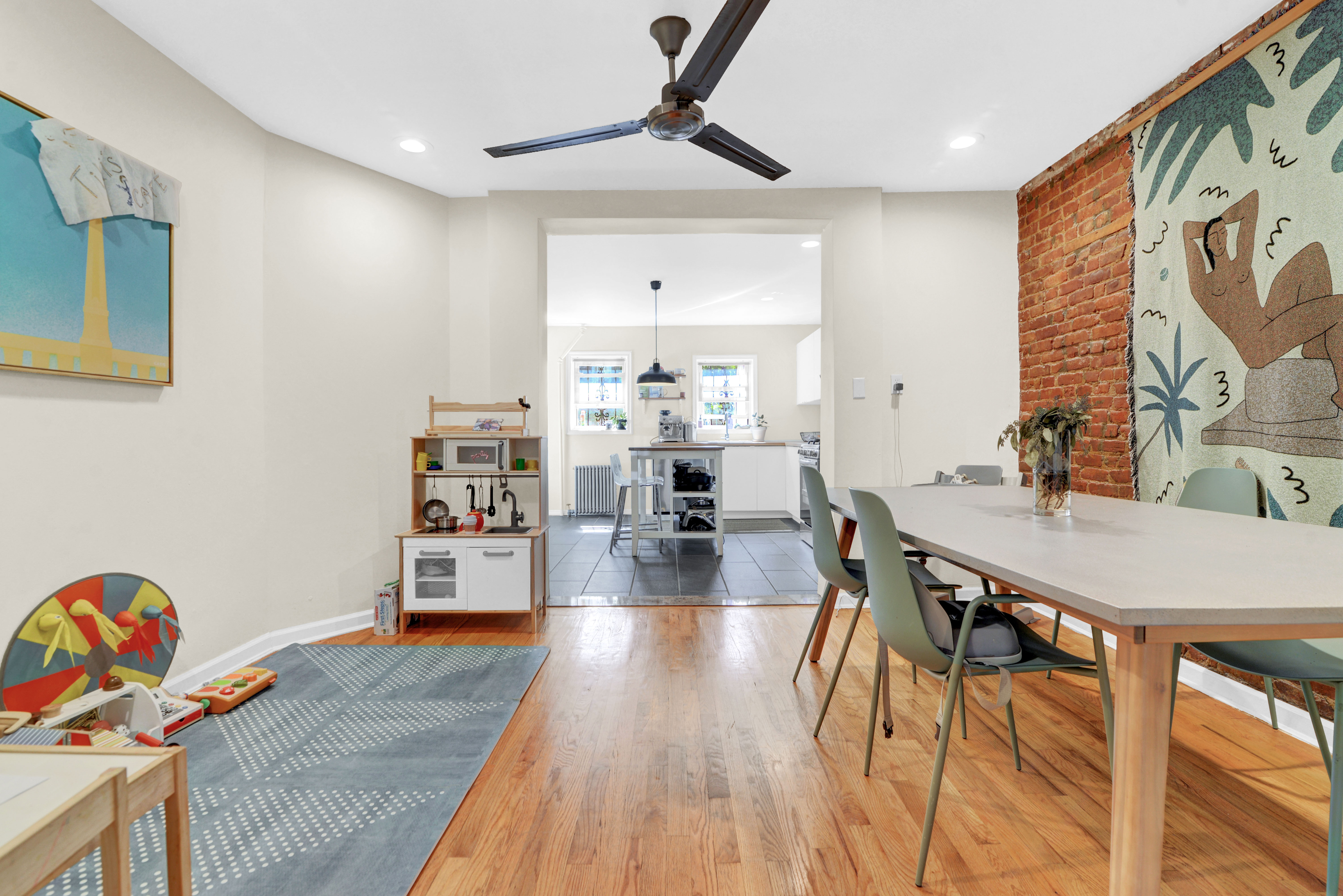 452 Bainbridge Street Brooklyn, NY 11233 - Photo 7 of 33