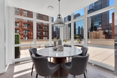 $4,950,000 | 305 East 51st Street, Unit 89B | Midtown East