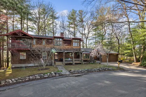 Contact Agent | 30 Volunteer Way, Lexington, MA 02420