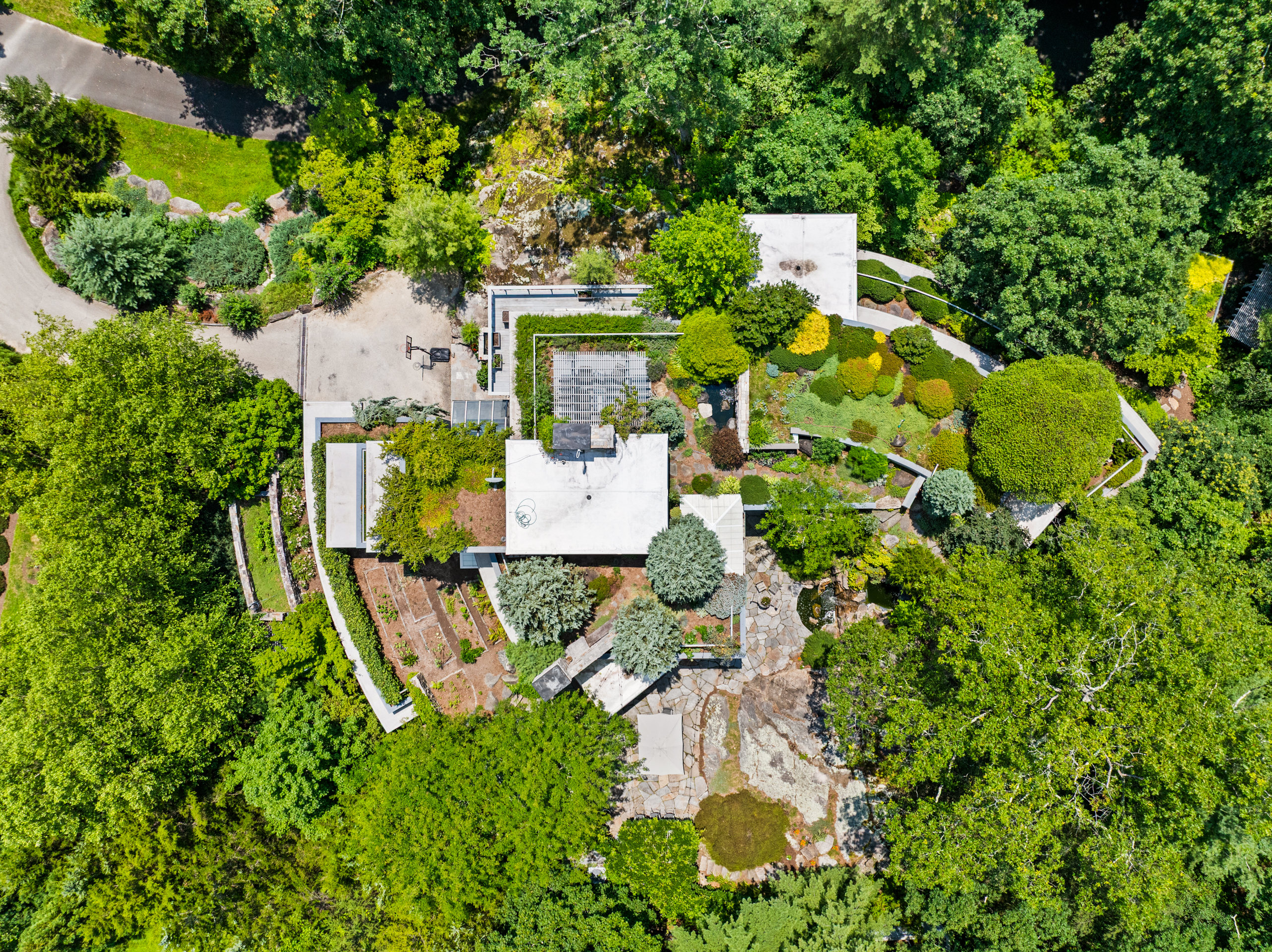 Stanwich Road Greenwich, CT 06830 - Photo 25 of 40