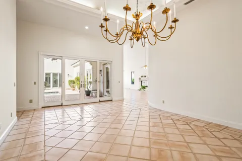 $2,400,000 | 8414 Poinciana Place, Unit 30, Vero Beach, FL 32963
