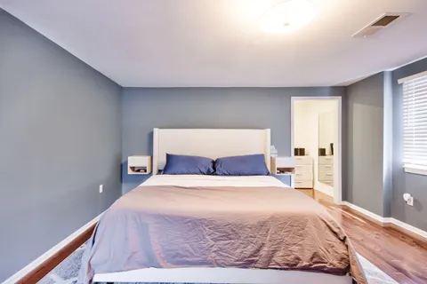 Contact Agent | Wayne Avenue, Springfield, PA 19064