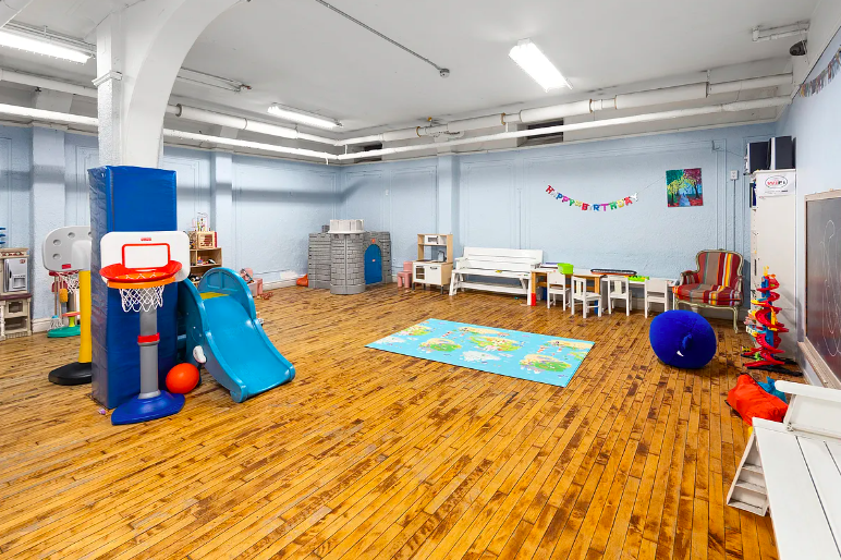 305 East 88th Street, Unit 5G Manhattan, NY 10128 - Photo 9 of 14 a view of a room with gym equipment