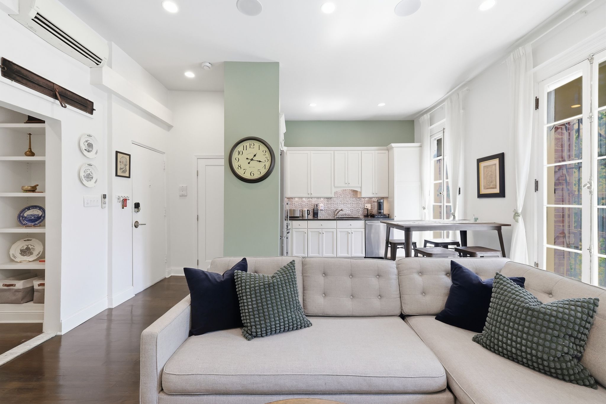 1863 Kalorama Road Northwest, Unit 2A Washington, DC 20009 - Photo 11 of 28 Gallery Image 11