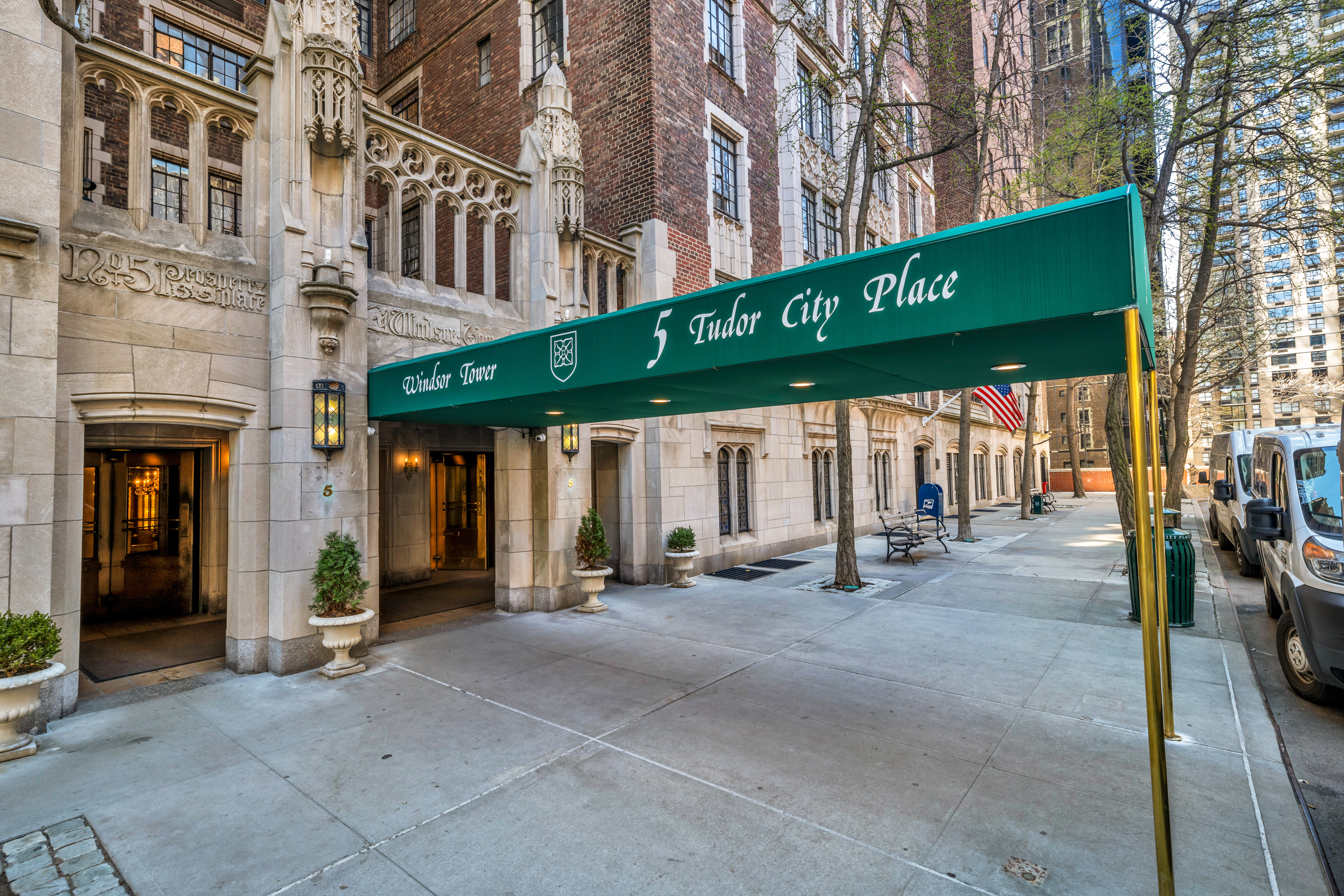5 Tudor City Place, Unit 811 Manhattan, NY 10017 - Photo 13 of 14 a view of a building with sitting area