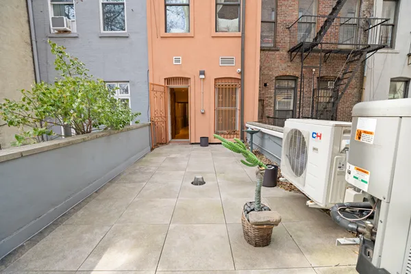 $6,500 | 2291 Adam Clayton Powell Jr Boulevard, Unit COMMERCIAL 1 | Central Harlem