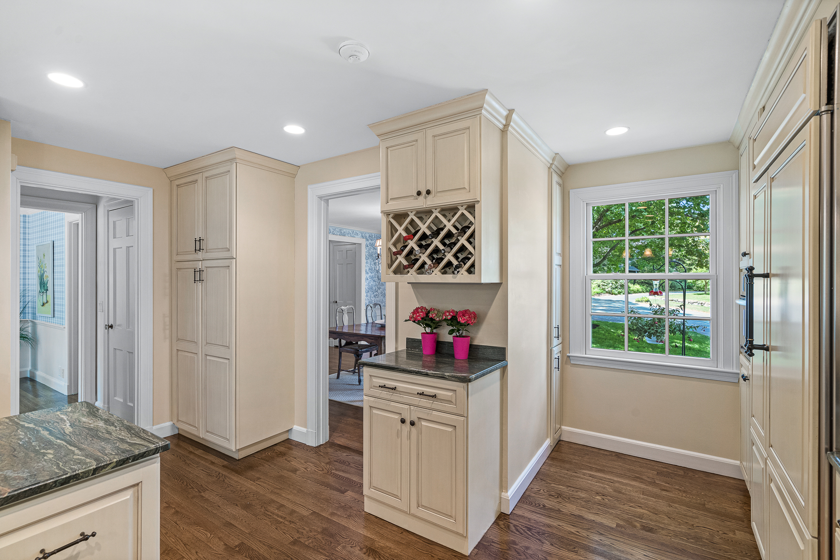 10 Lincoln Circle Wellesley, MA 02481 - Photo 35 of 61