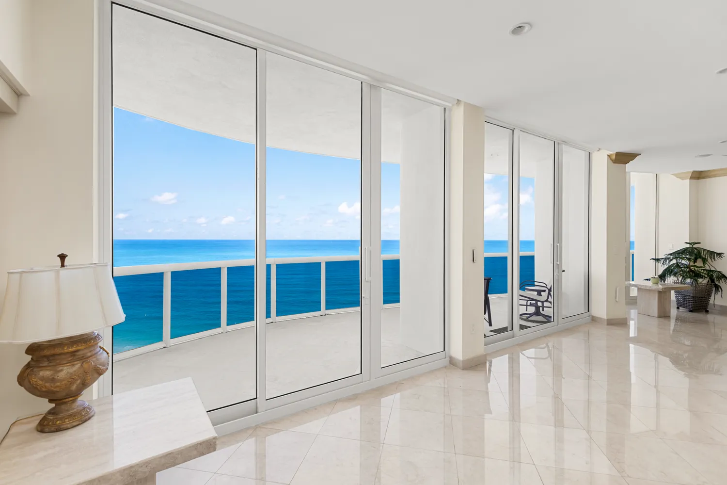 $6,598,000 | 9601 Collins Avenue, Unit T3, Bal Harbour, FL 33154