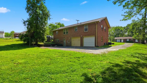 $379,000 | Des Moines Drive, Hermitage, TN 37076