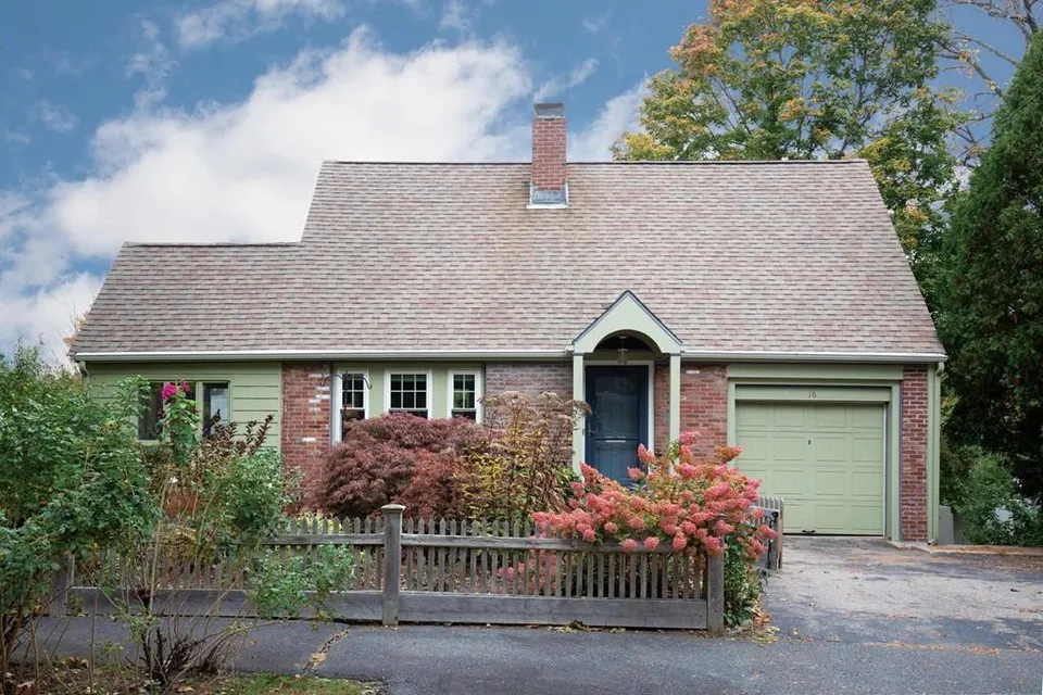 16 Roundwood Road Newton, MA 02464 - Photo 1 of 1