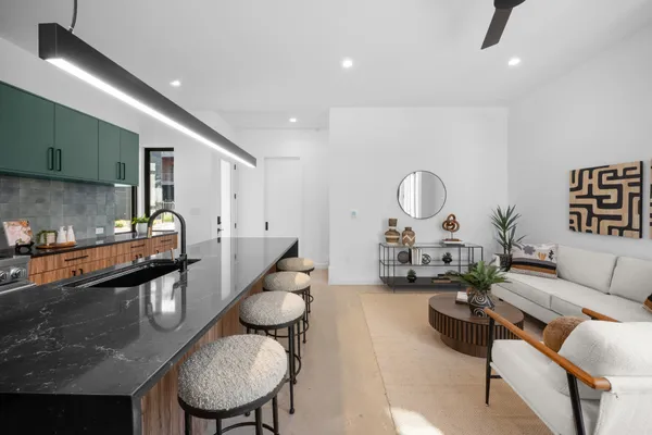 $682,500 | 219 Lessin Lane, Unit 11, Austin, TX 78704