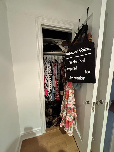 319 East 50th Street, Unit 10L Manhattan, NY 10022 - Photo 8 of 11 a view of entryway