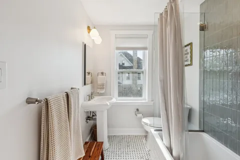 $625,000 | 810 West Collings Avenue, Collingswood, NJ 08107