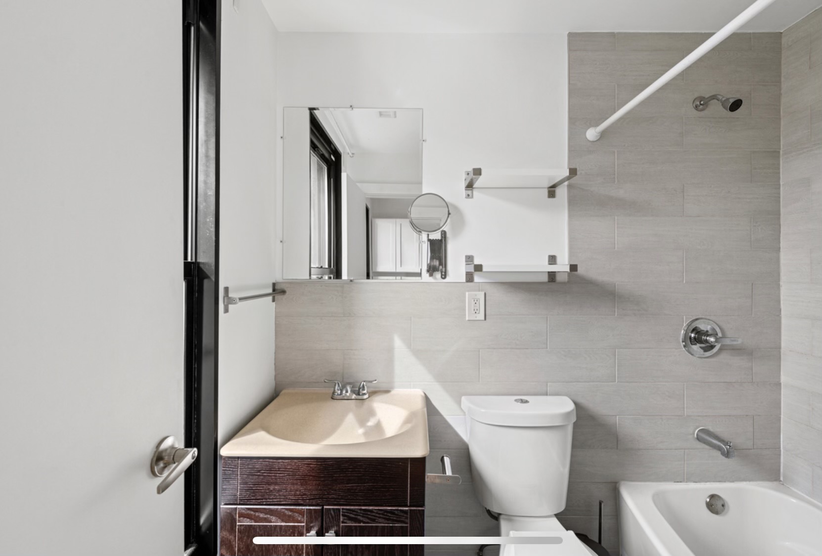 277 Starr Street, Unit 2L Brooklyn, NY 11237 - Photo 5 of 7