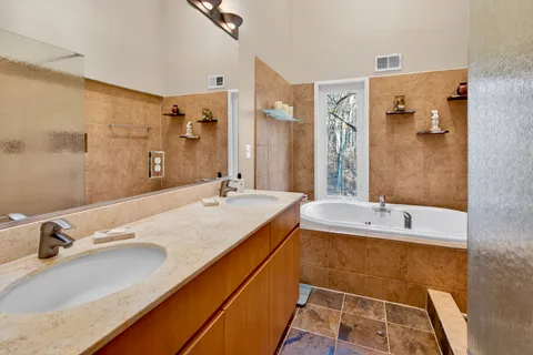 $2,800,000 | 5196 27th Street Northwest, Washington, DC 20008