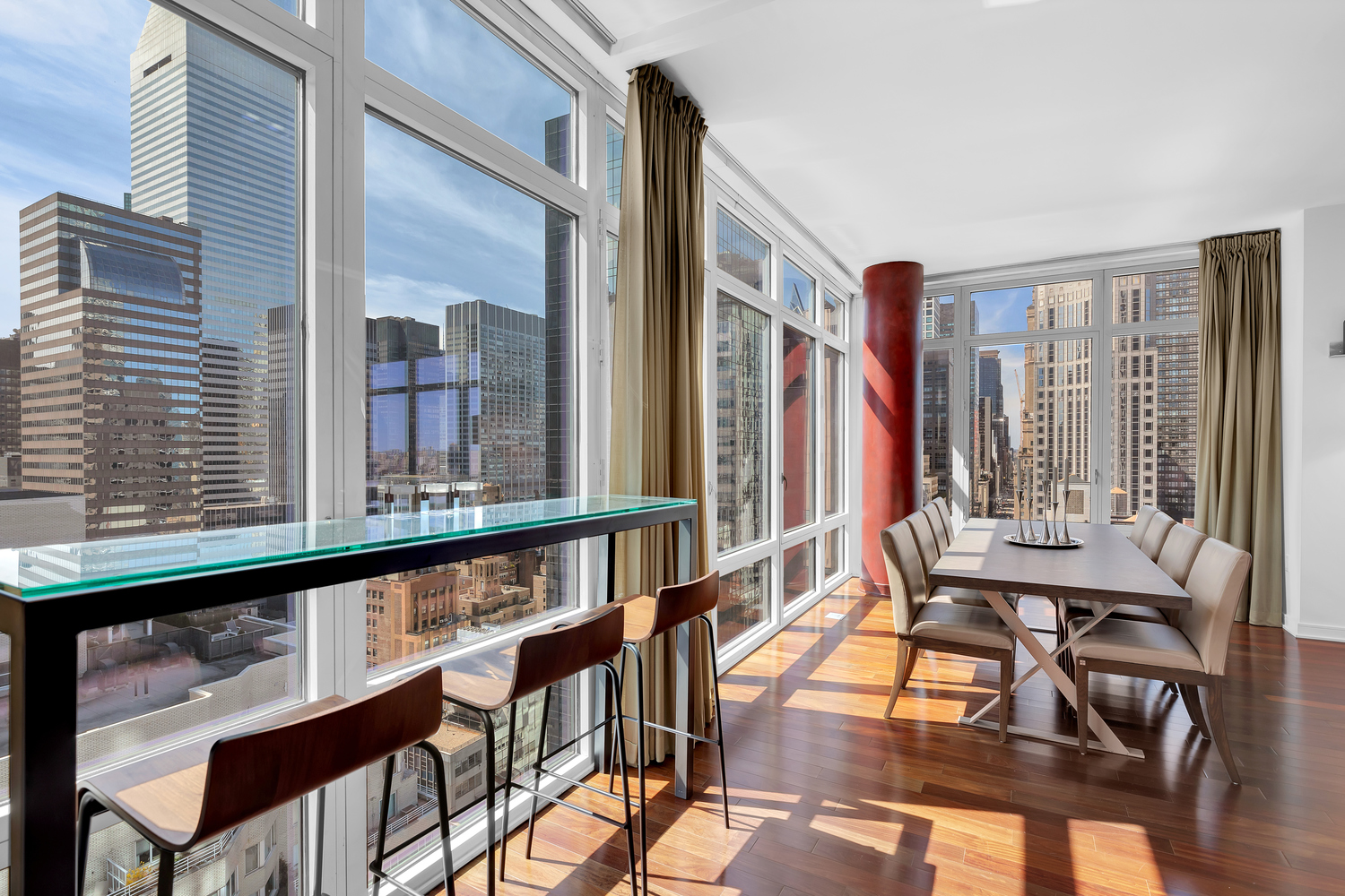 207 East 57th Street, Unit 25B Manhattan, NY 10022 - Photo 3 of 19 a view of a balcony with chairs