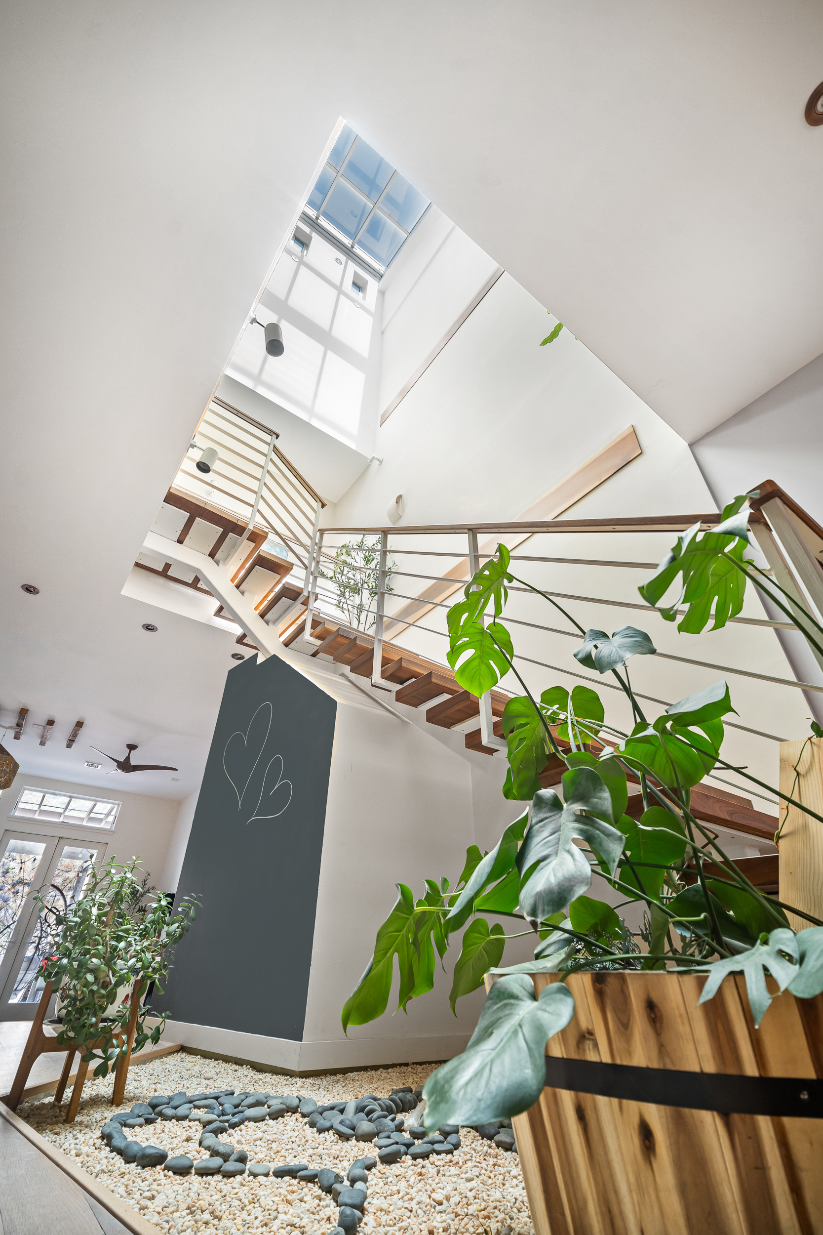 65 Jackson Street Brooklyn, NY 11211 - Photo 6 of 36 a vase of flowers sitting on a table