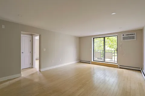 $558,000 | 301 Lowell Street, Unit 12, Somerville, MA 02145