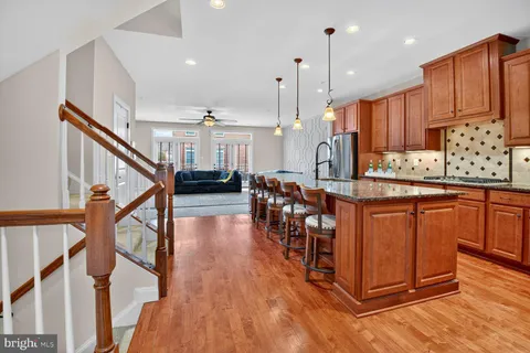 $785,000 | 505 Uptown Street, Gaithersburg, MD 20878