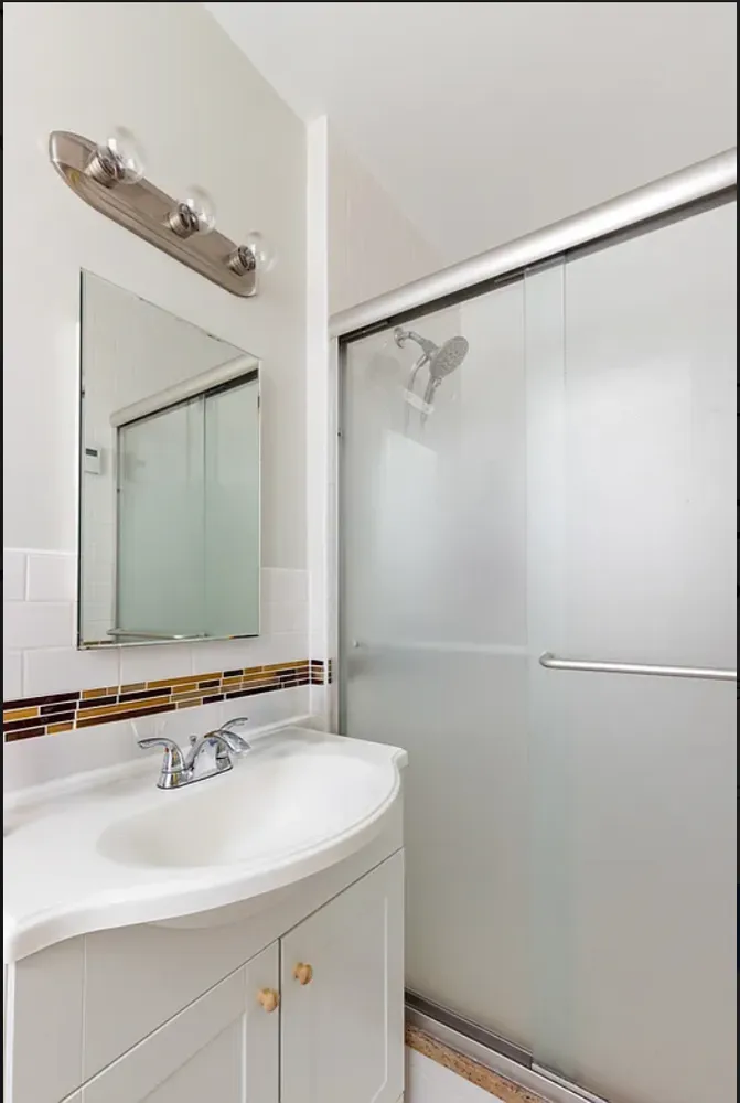 $4,700 | 479 Prospect Avenue, Unit 2 | Park Slope