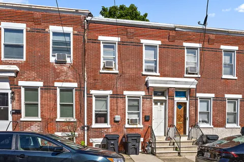 $99,900 | 925 Kirkwood Street, Wilmington, DE 19801