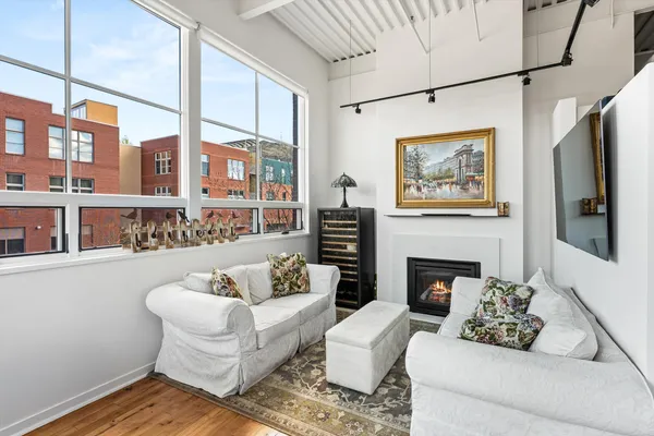 $1,395,000 | 361 Robinson Street, Unit 208, Basalt, CO 81621