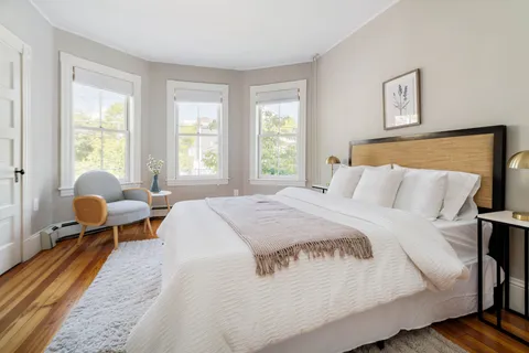 Contact Agent | 87 Kinnaird Street, Unit 2, Cambridge, MA 02139