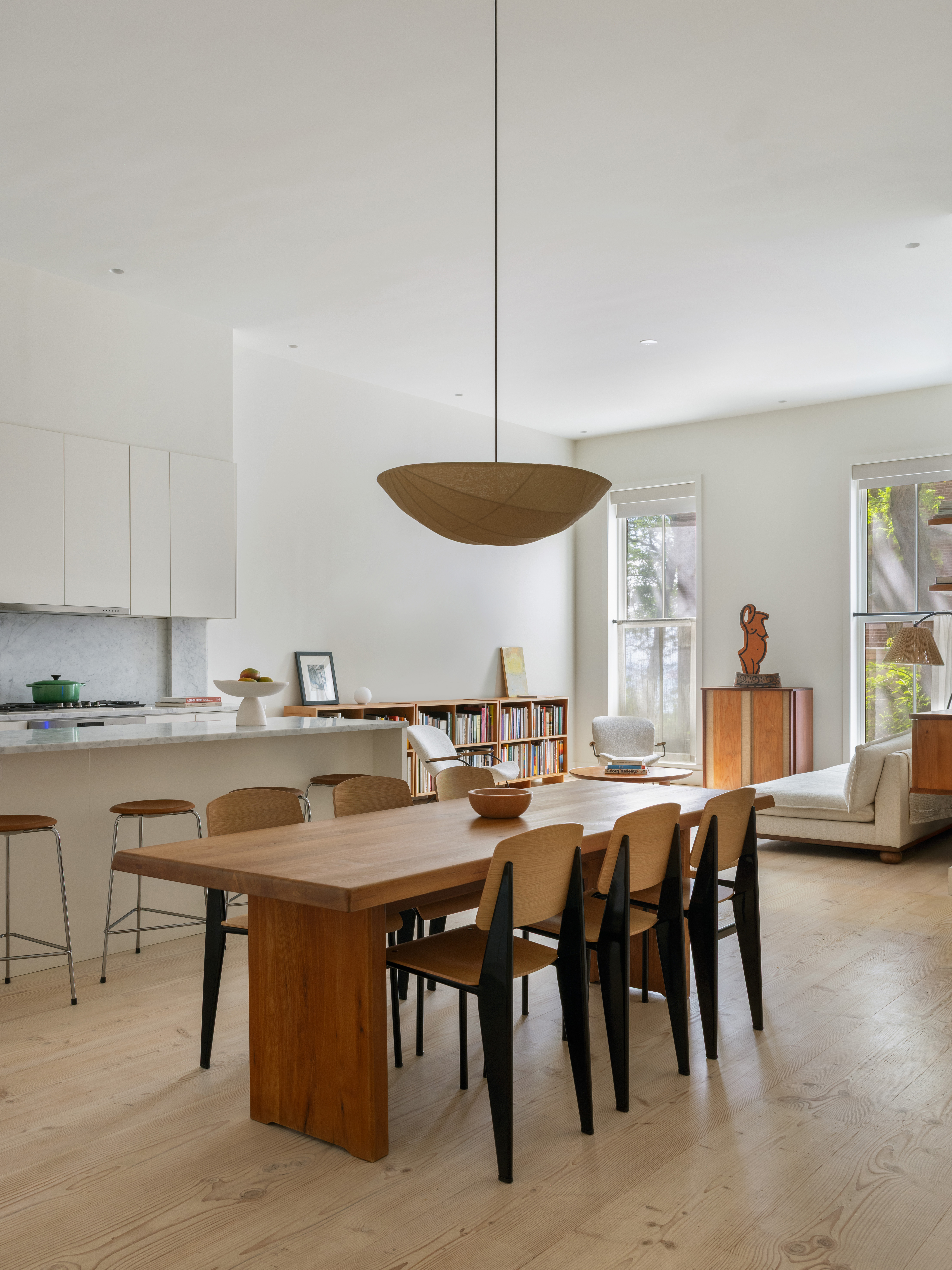 113 Columbia Heights, Unit PARLOR Brooklyn, NY 11201 - Photo 2 of 12 a view of a dining room with furniture