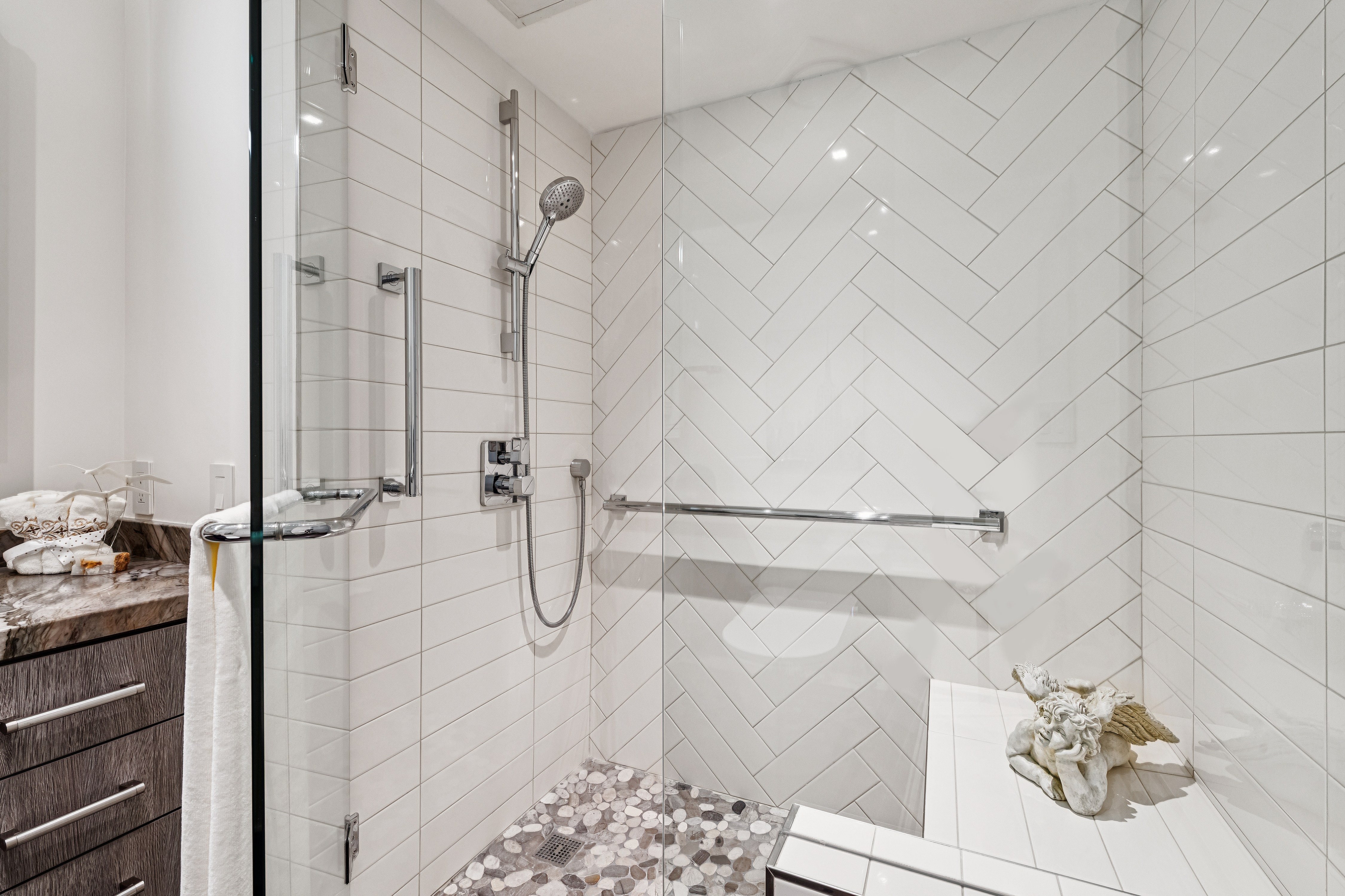 100 Thorndale Drive, Unit 412 San Rafael, CA 94903 - Photo 11 of 14