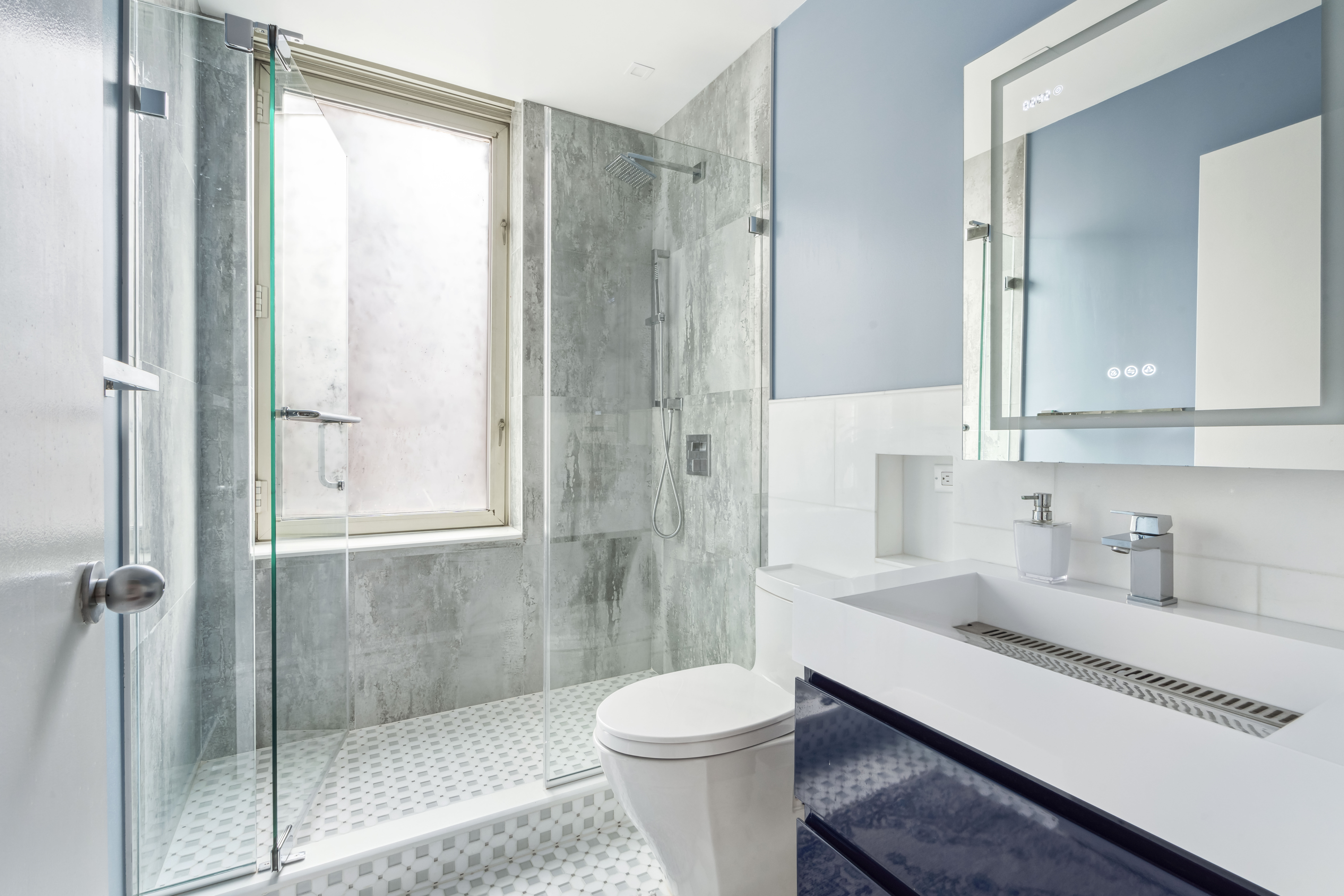 145 East 48th Street, Unit 29F Manhattan, NY 10017 - Photo 5 of 7 Gallery Image 5