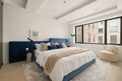 $18,900,000 | 230 Central Park South | Central Park South