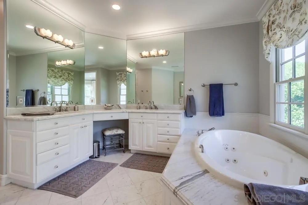 $2,649,000 | 10154 Pinecastle Street, San Diego, CA 92131