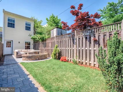 $1,025,000 | 1428 C Street Southeast, Washington, DC 20003