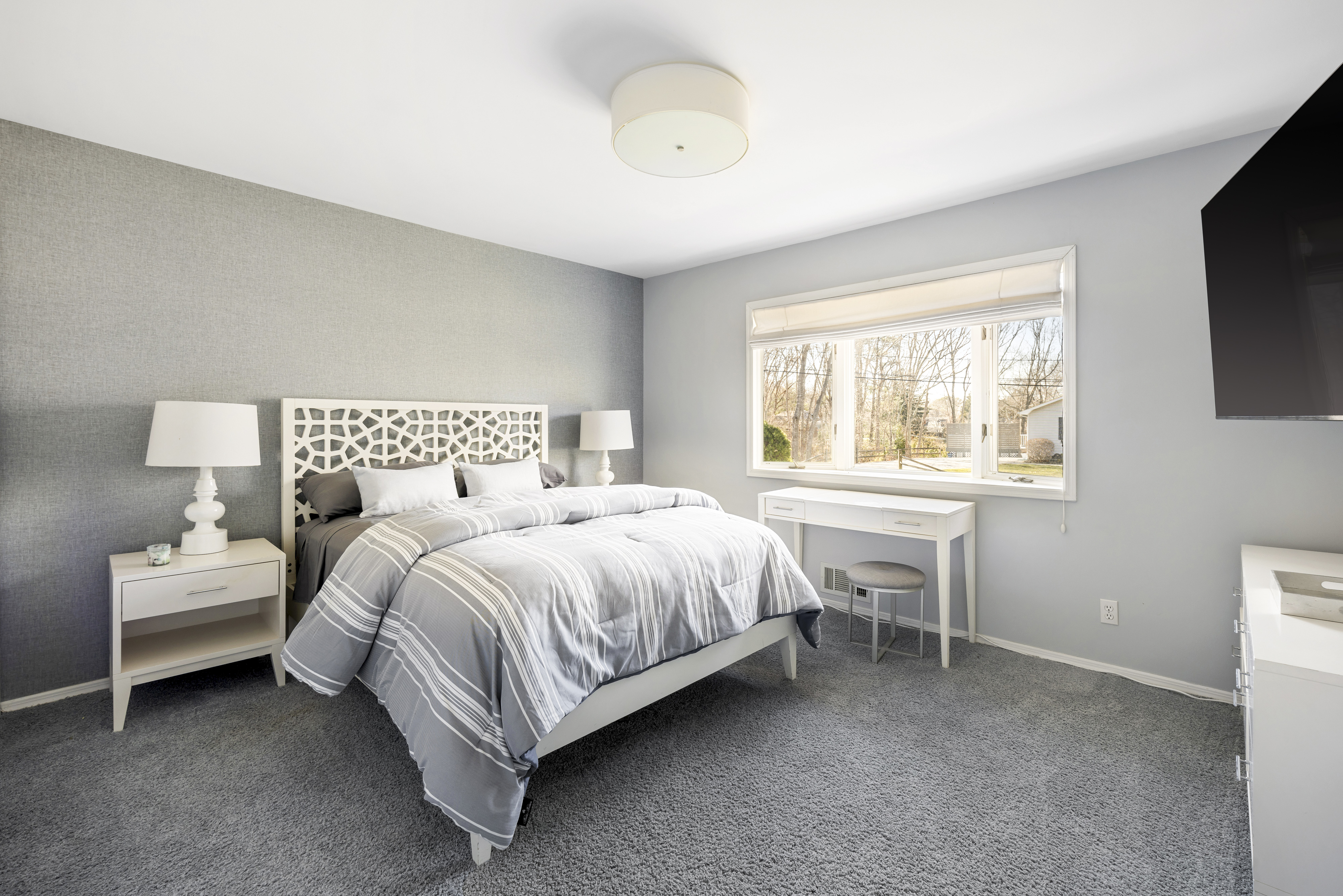 20 Ridge Road West Sag Harbor, NY 11963 - Photo 5 of 7