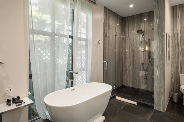 $4,100,000 | Laurel Canyon Road, Los Angeles, CA 90046