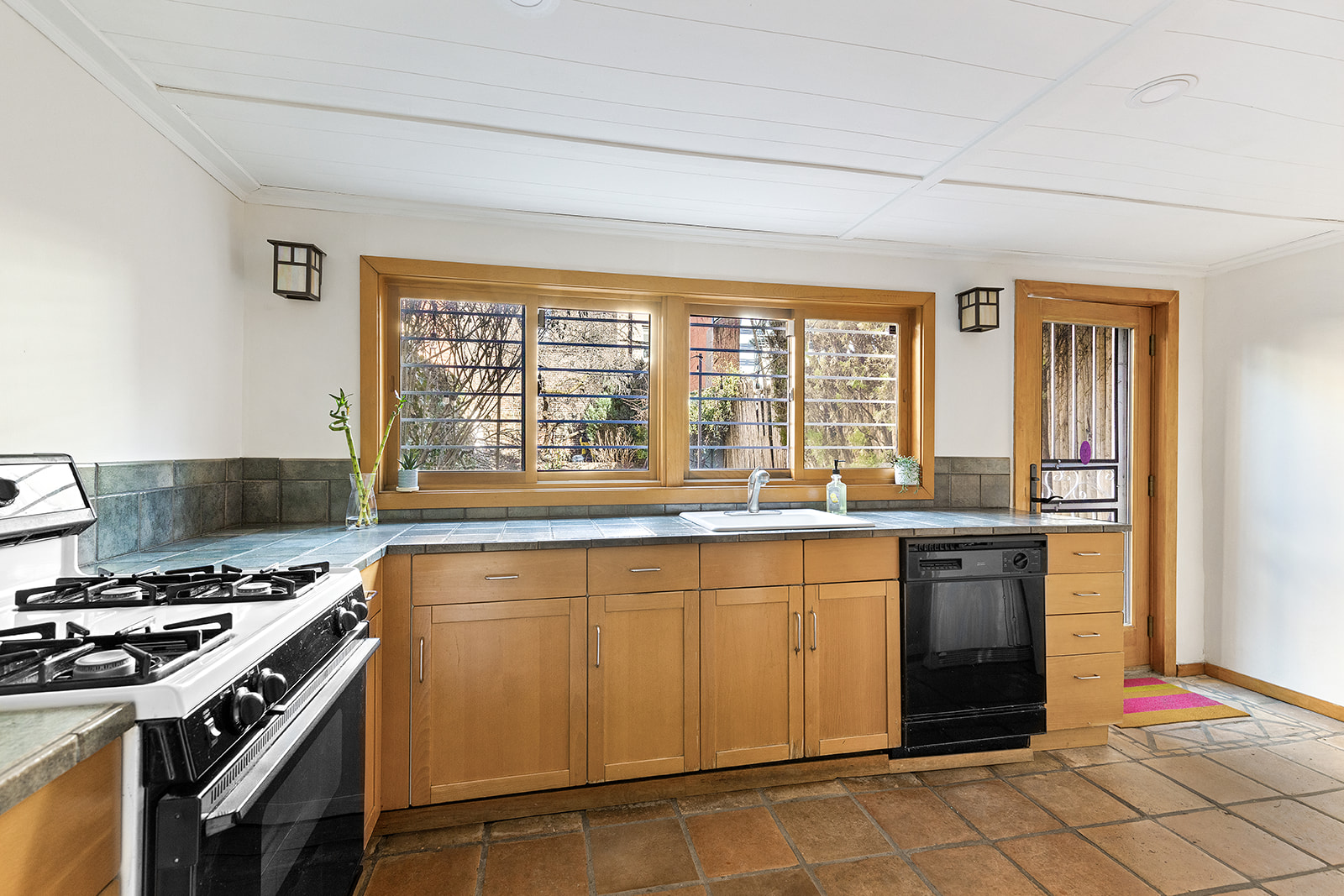 261 8th Street Brooklyn, NY 11215 - Photo 5 of 13