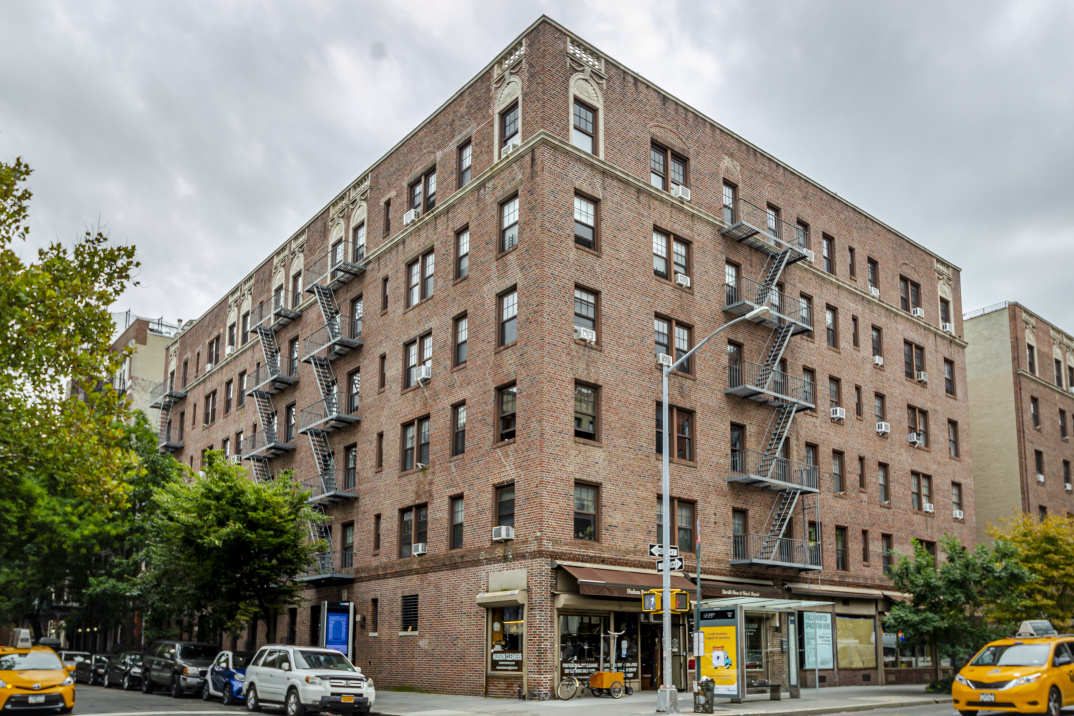 85 Barrow Street, Unit 5O Manhattan, NY 10014 - Photo 11 of 13