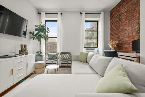 $649,999 | 549 Columbus Avenue, Unit 2, Boston, MA 02118