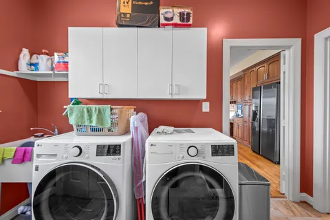 $1,199,000 | 5703 Barbmor Court, Alexandria, VA 22310