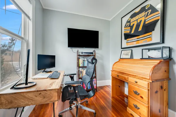 Contact Agent | 6 Pinedale Road, Unit 1, Roslindale, MA 02131