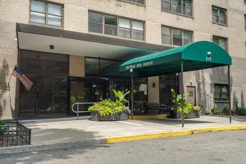 $1,500,000 | 180 West End Avenue, Unit 23D | Upper West Side